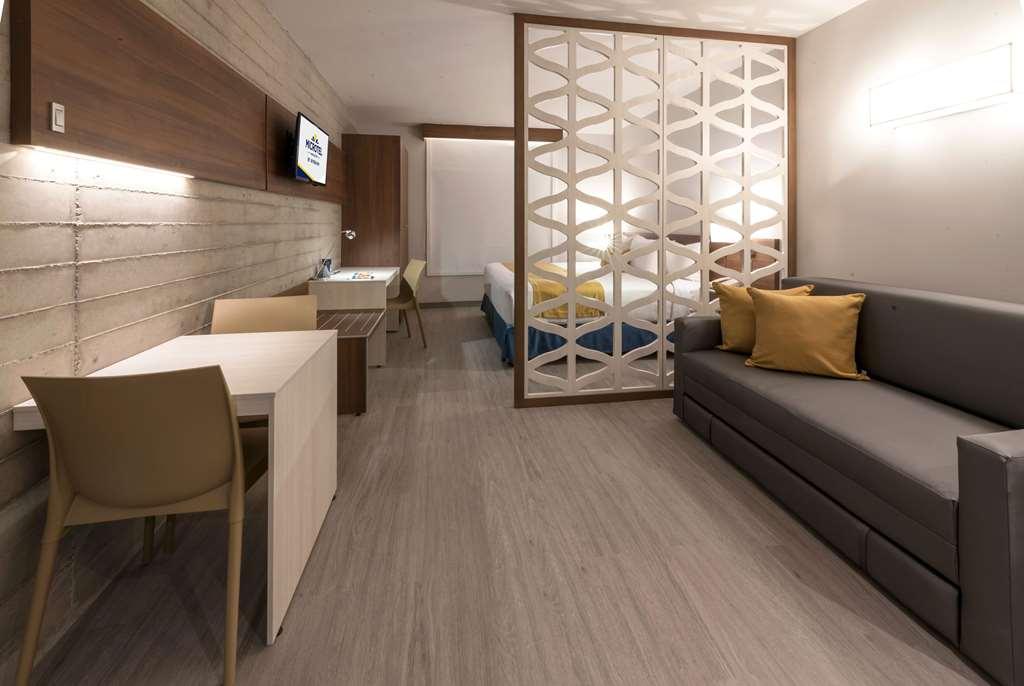 Microtel Inn & Suites By Wyndham Irapuato Kamer foto