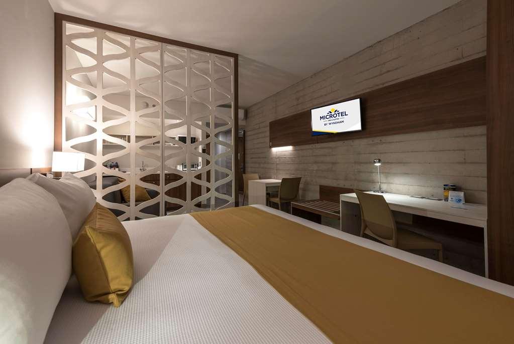 Microtel Inn & Suites By Wyndham Irapuato Kamer foto