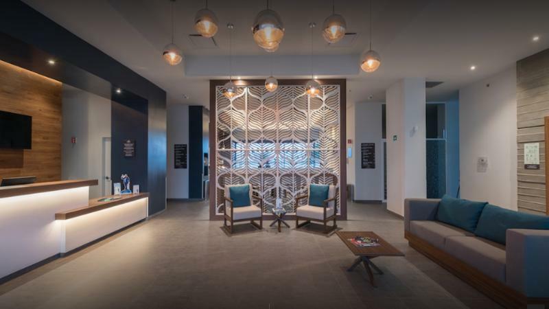 Microtel Inn & Suites By Wyndham Irapuato Buitenkant foto
